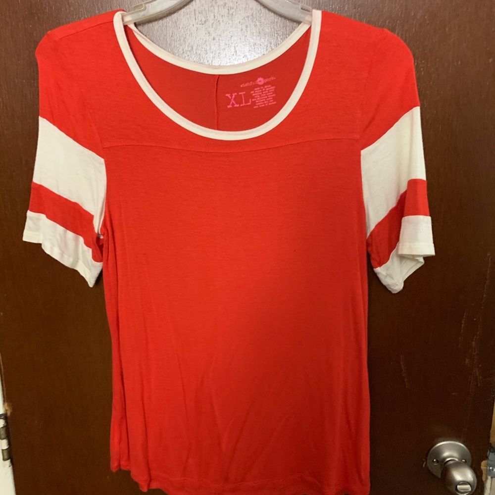 short sleeve shirt